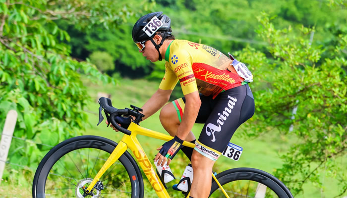 Huilense destaca en la cuarta etapa de la Vuelta a la Juventud